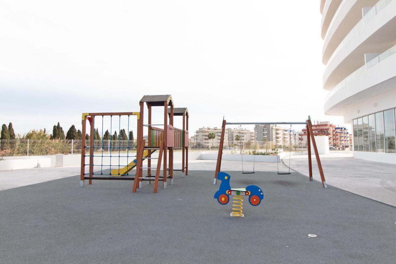 Global Properties, Apartamento De 2 Habitaciones Con Gran Terraza En Gran Canet Canet d’En Berenguer Kültér fotó